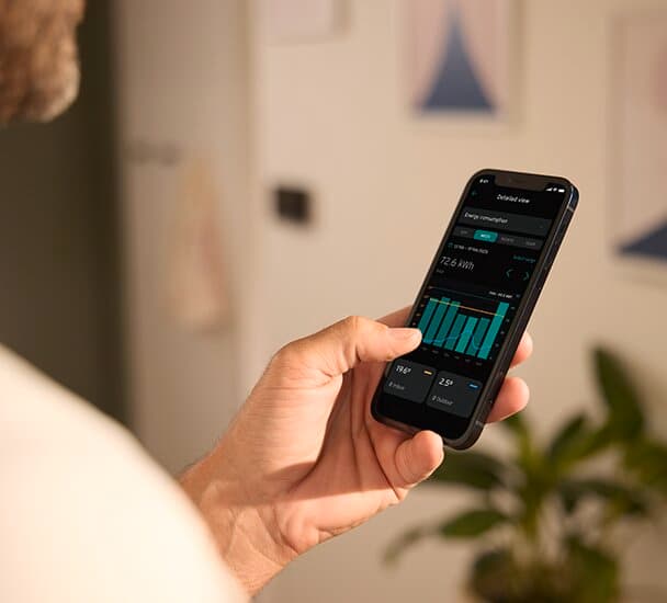 ortalama enerji tüketimini gösteren akıllı telefon