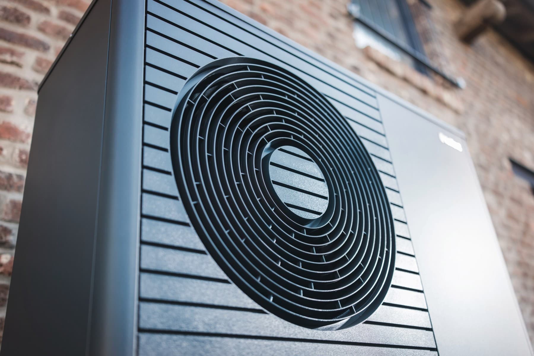 Hava-su ısı pompası aroTHERM plus