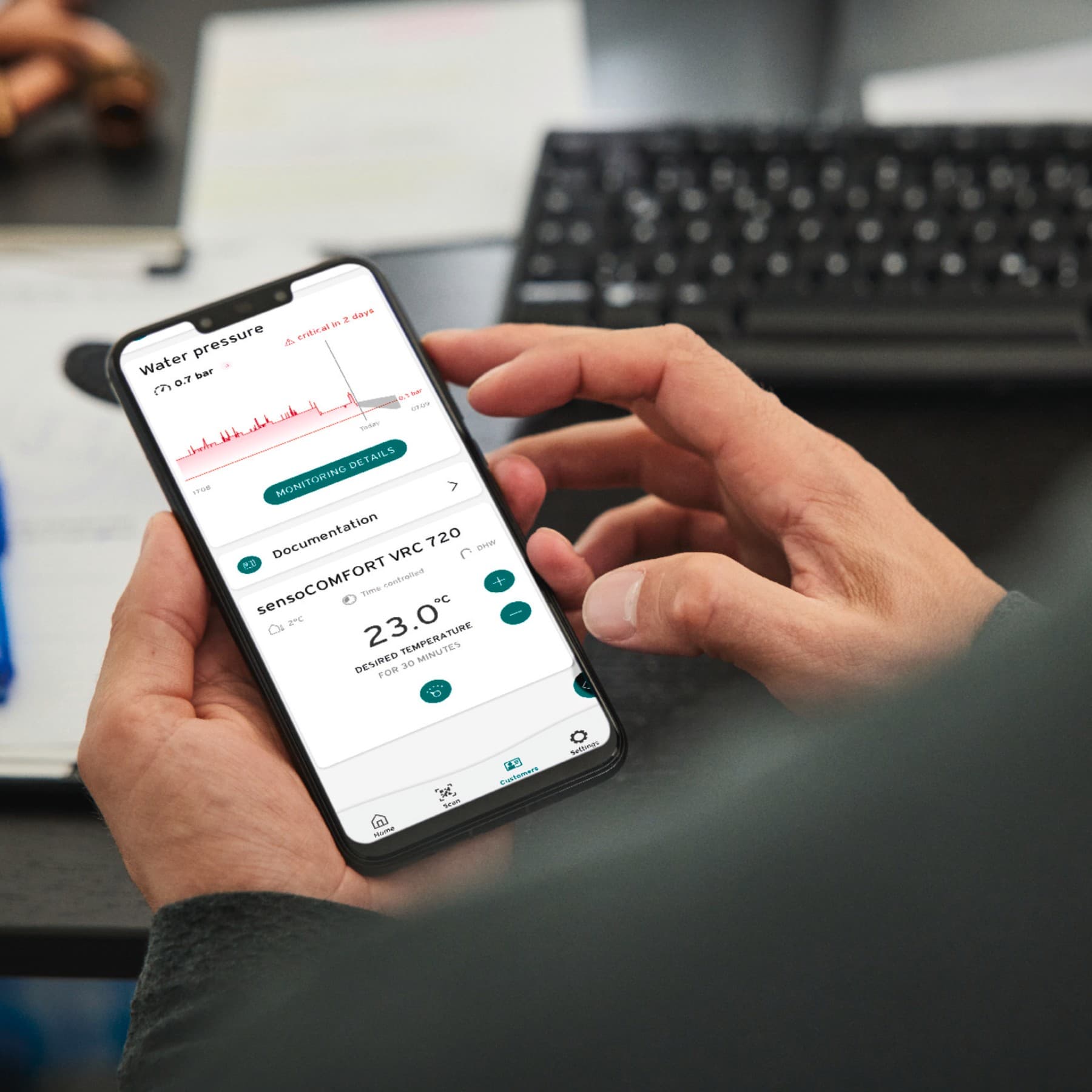 izleme bilgilerini gösteren cep telefonu