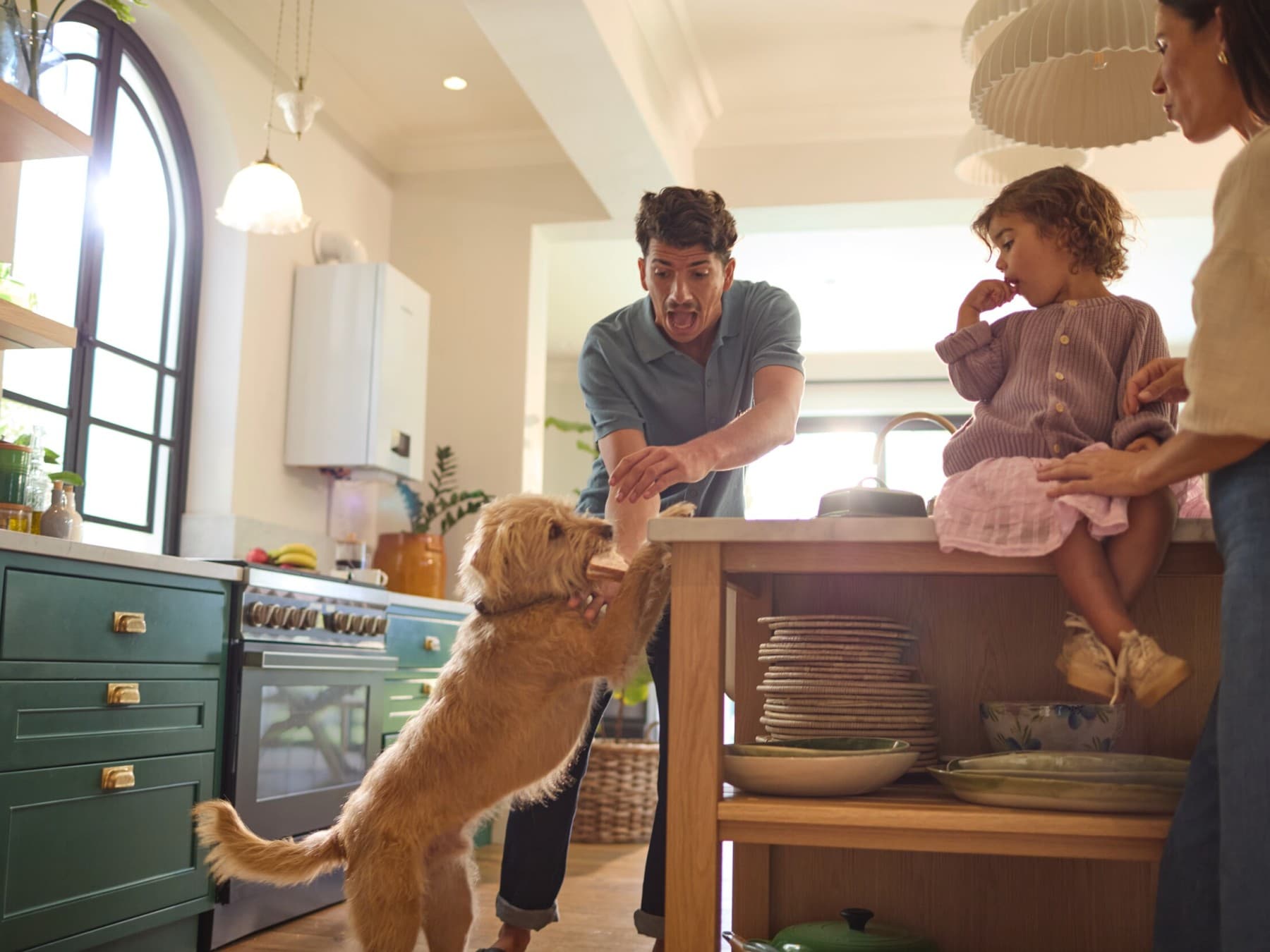 Mutfakta bir aile