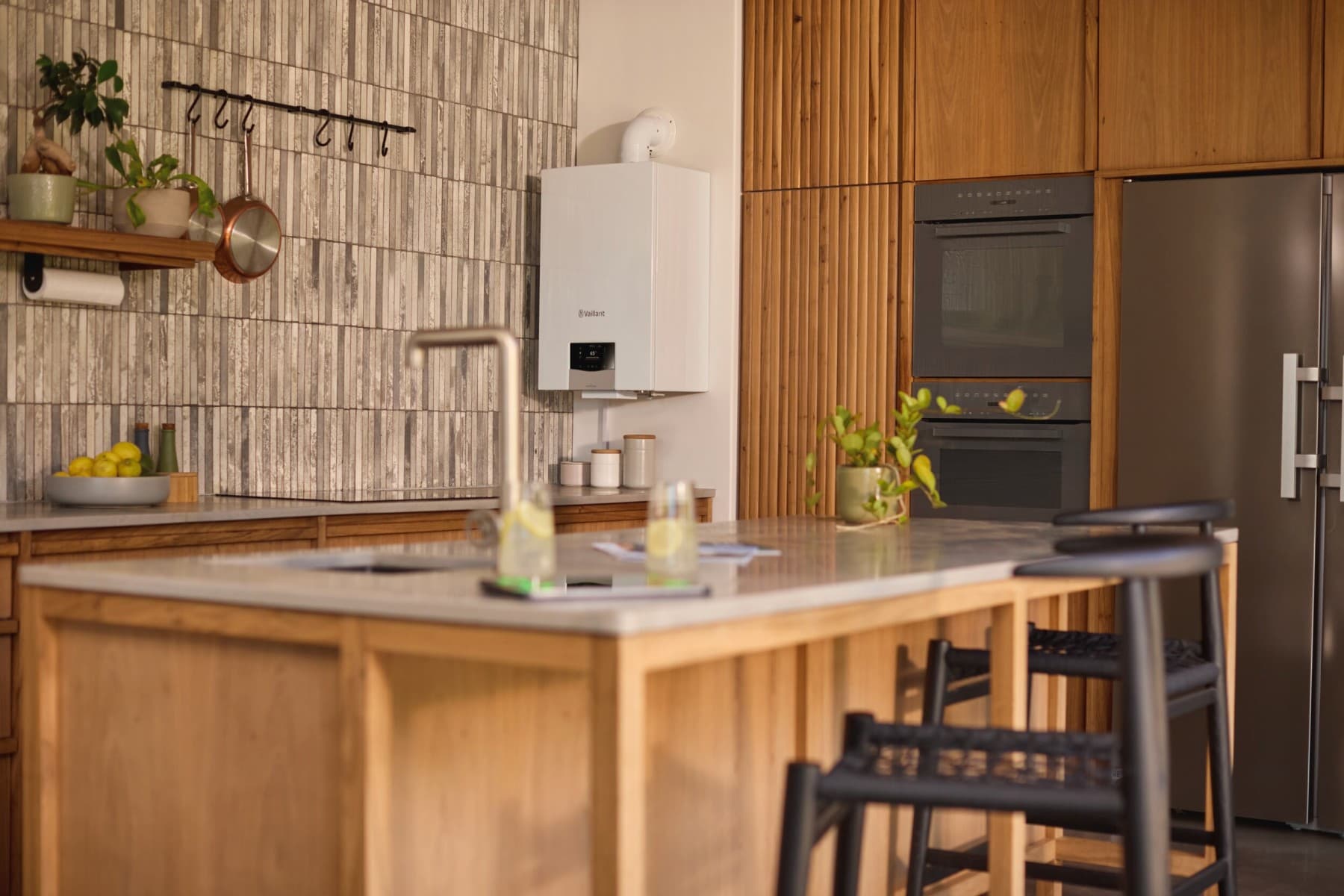 İçinde Vaillant ecoTEC plus bulunan mutfak